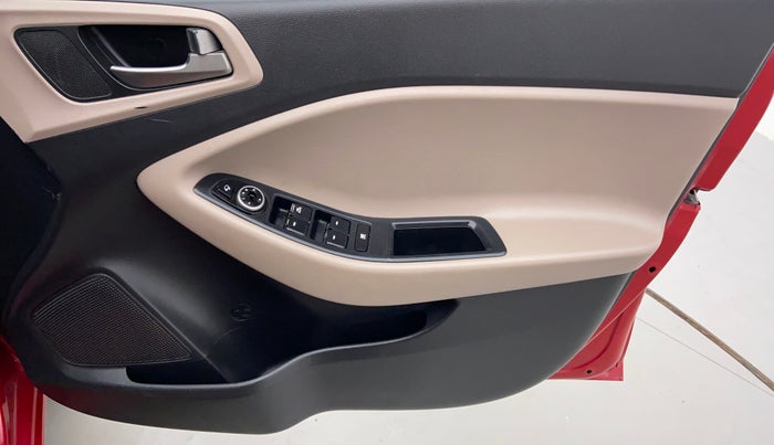 2014 Hyundai Elite i20 ASTA 1.2, Petrol, Manual, 43,096 km, Driver Side Door Panels Controls