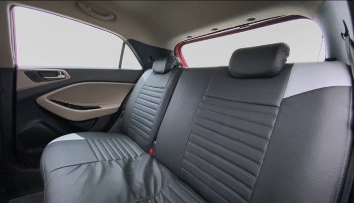 2014 Hyundai Elite i20 ASTA 1.2, Petrol, Manual, 43,096 km, Right Side Door Cabin View