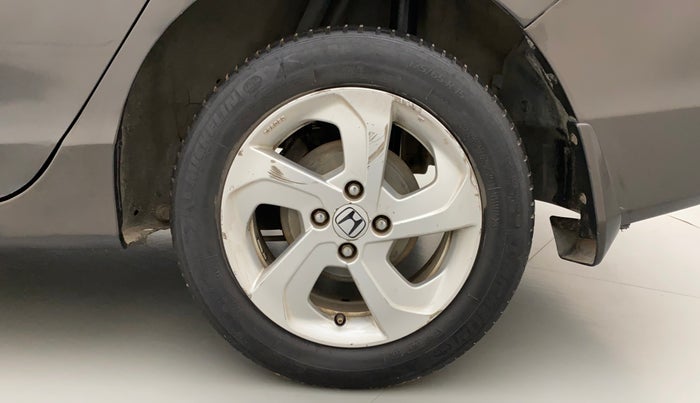 2016 Honda City 1.5L I-VTEC V MT, Petrol, Manual, 1,00,102 km, Left Rear Wheel