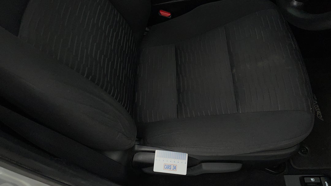 2016 Toyota Camry Altise, Automatic, 92671 km, Seats Front RHS Wear