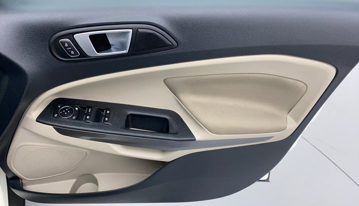 2020 Ford Ecosport 1.5 TITANIUM PLUS TI VCT AT, Petrol, Automatic, 6,049 km, Driver Side Door Panels Controls