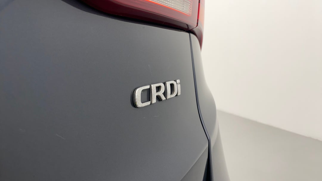 2016 Hyundai Santa Fe Active Crdi (4x4), Automatic, 141167 km, Badge (Boot Right Side)