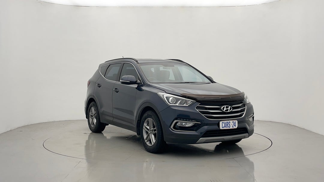 2016 Hyundai Santa Fe Active Crdi (4x4), Automatic, 141167 km, Right Front Diagonal (45- Degree) View
