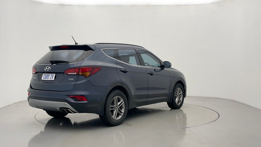 2016 Hyundai Santa Fe Active Crdi (4x4), Automatic, 141167 km, Right Back Diagonal (45- Degree) View
