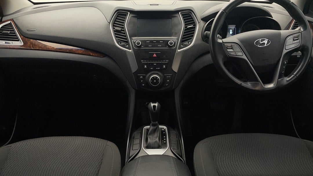 2016 Hyundai Santa Fe Active Crdi (4x4), Automatic, 141167 km, Center Console