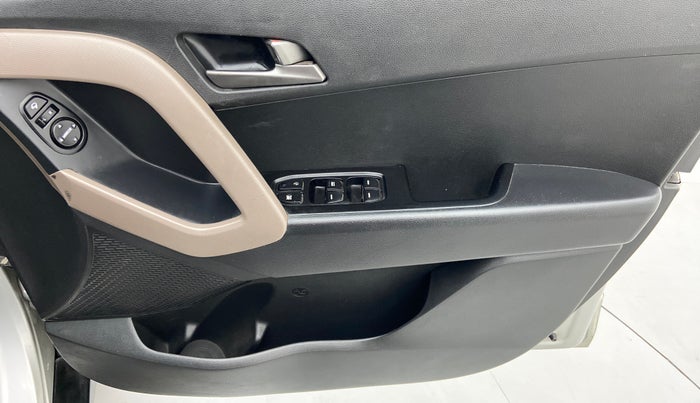 2015 Hyundai Creta 1.6 SX CRDI, Diesel, Manual, 81,829 km, Driver Side Door Panels Control