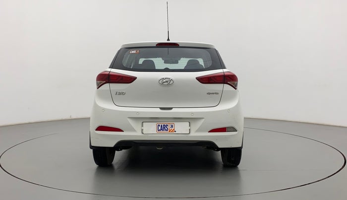 2017 Hyundai Elite i20 SPORTZ 1.2, Petrol, Manual, 1,23,216 km, Back/Rear
