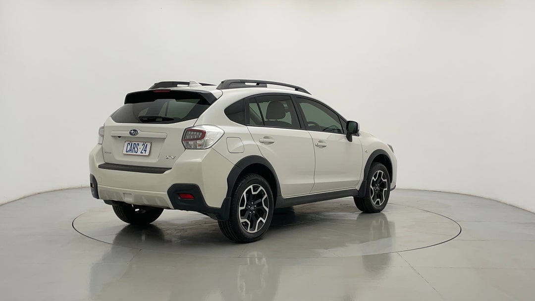 Right Back Diagonal (45- Degree) View