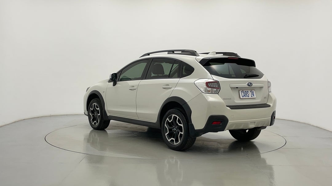 Left Back Diagonal (45- Degree) View