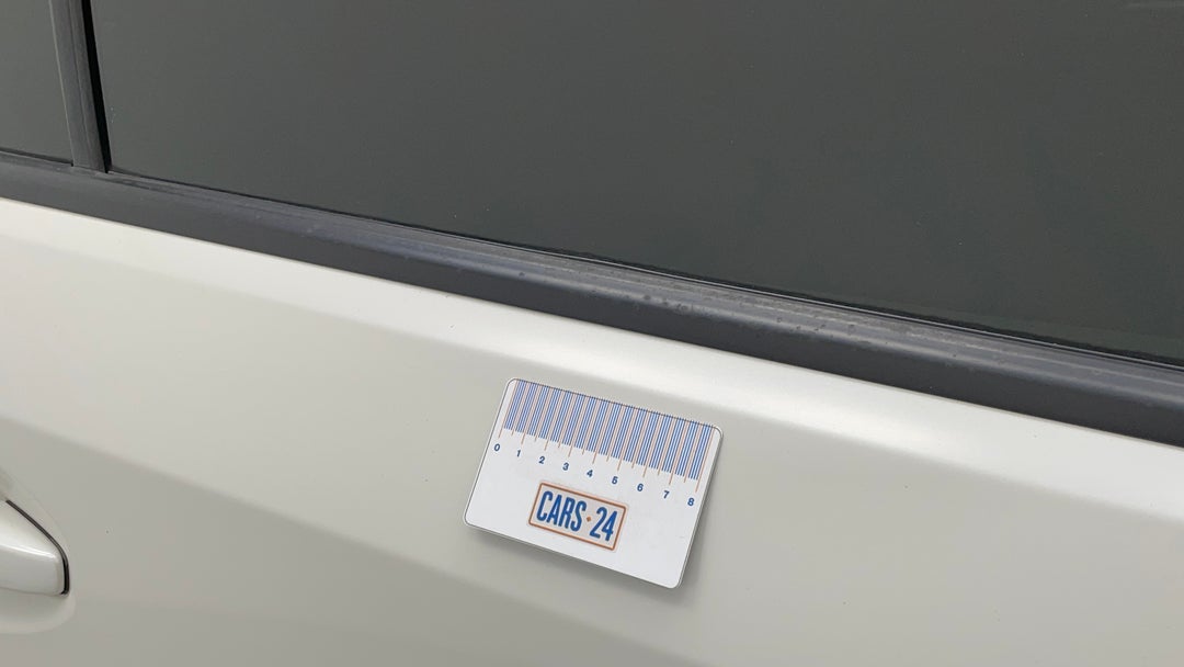 Doors Rear RHS Rubber strip fade/damaged