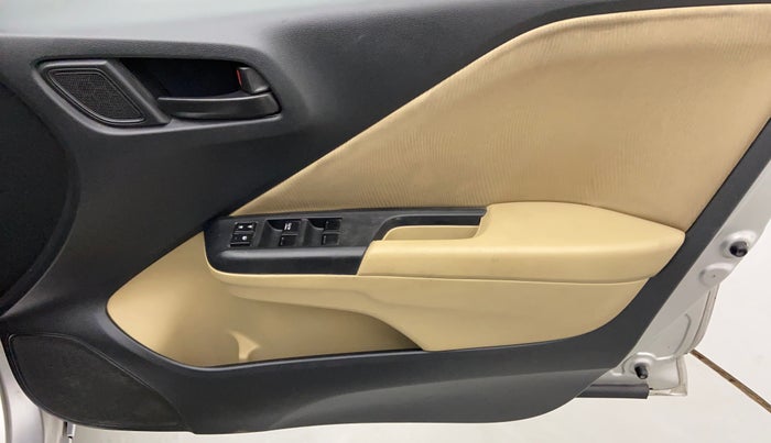 2015 Honda City SV MT PETROL, Petrol, Manual, 59,082 km, Driver Side Door Panels Control
