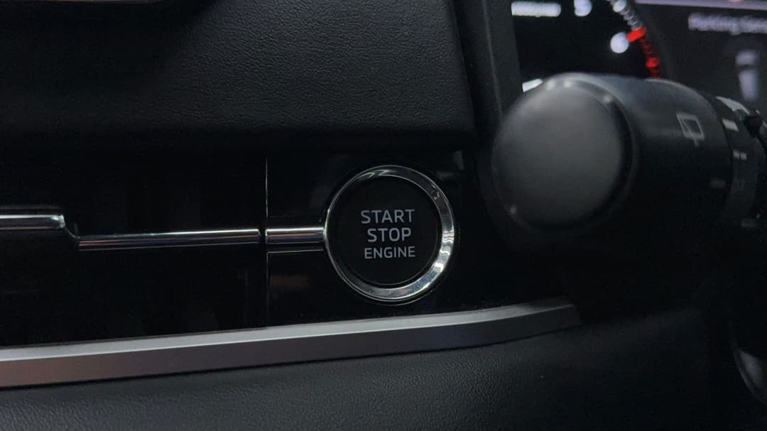 2023 Mitsubishi Outlander Ls 7 Seat (AWD), Automatic, 57976 km, Keyless / Button Start