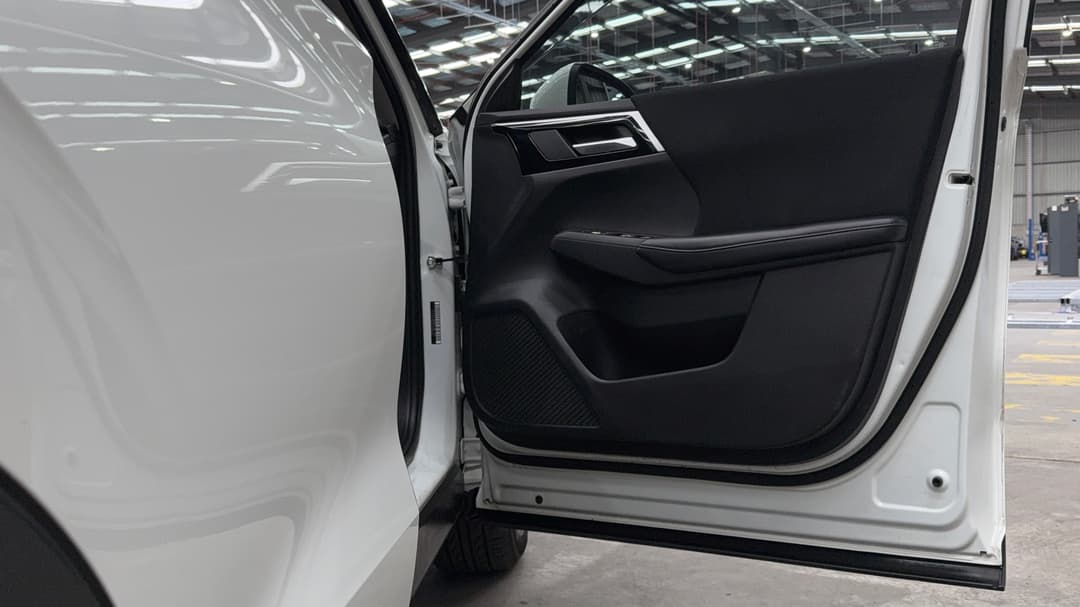 2023 Mitsubishi Outlander Ls 7 Seat (AWD), Automatic, 57976 km, Speaker View
