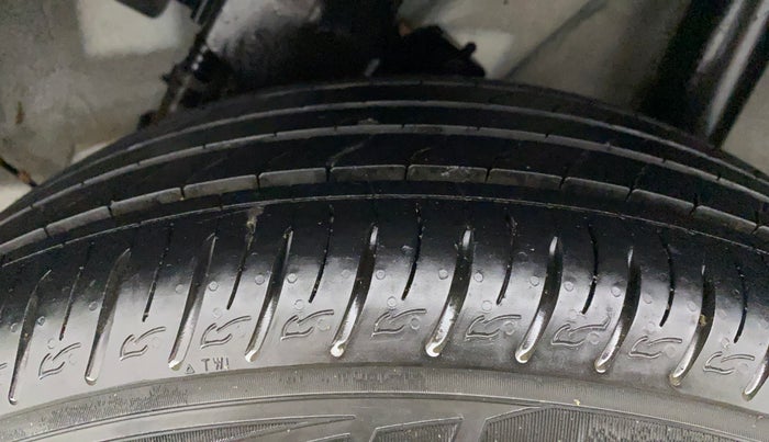 2022 Hyundai VENUE SX 1.5 CRDI, Diesel, Manual, 34,878 km, Left Rear Tyre Tread