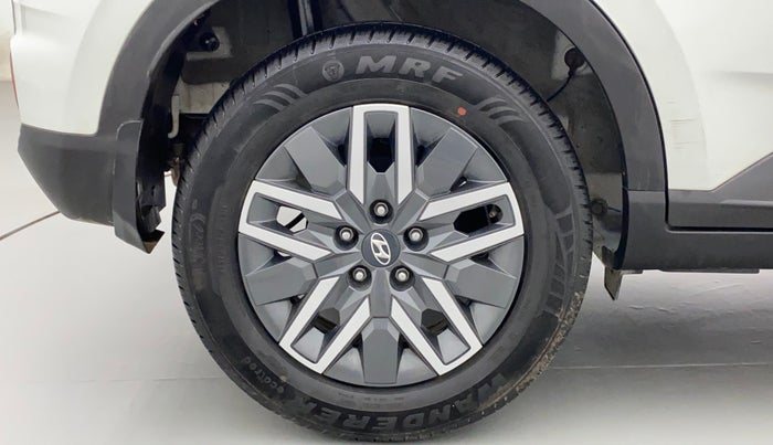 2022 Hyundai VENUE SX 1.5 CRDI, Diesel, Manual, 34,878 km, Right Rear Wheel
