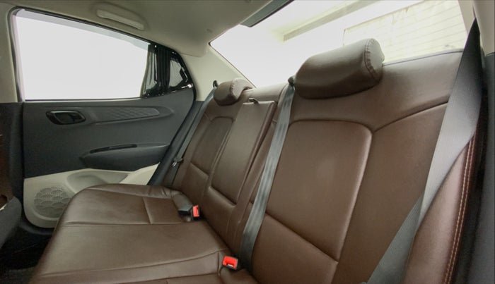 2021 Hyundai AURA S 1.2 CNG, CNG, Manual, 27,995 km, Right Side Rear Door Cabin