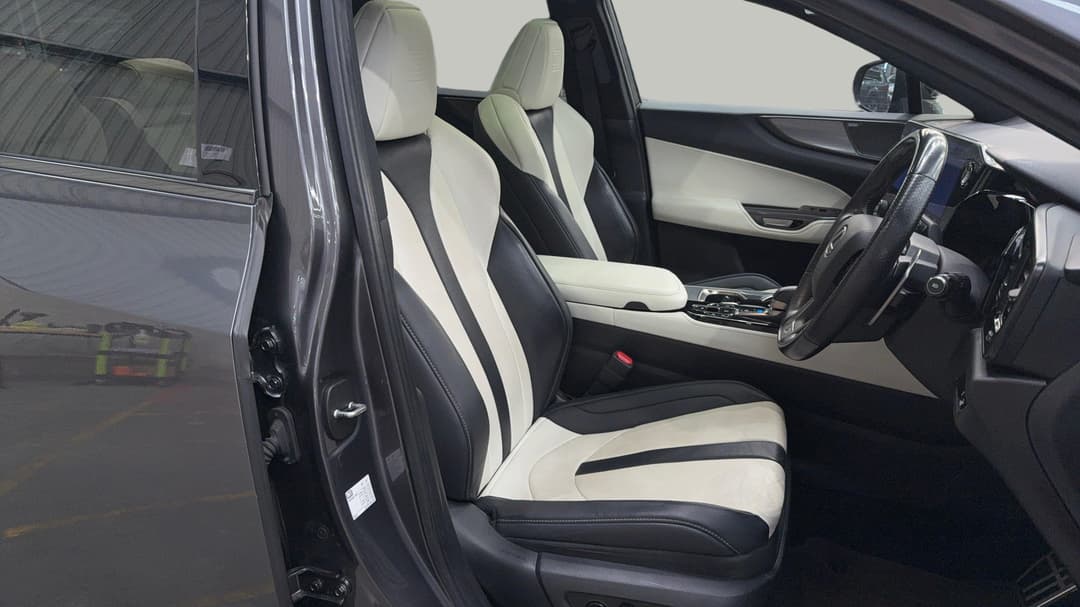2023 Lexus Nx350 F Sport + Ep1 AWD, Automatic, 61383 km, Right Side Front Door Cabin View