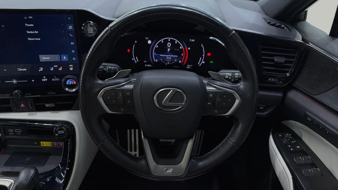 2023 Lexus Nx350 F Sport + Ep1 AWD, Automatic, 61383 km, Steering Wheel Close-up