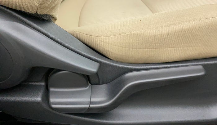 2019 Honda Amaze 1.2L I-VTEC VX, Petrol, Manual, 52,904 km, Driver Side Adjustment Panel