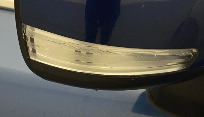 2017 Maruti Baleno ALPHA PETROL 1.2, Petrol, Manual, 1,12,679 km, Right rear-view mirror - Indicator light has minor damage