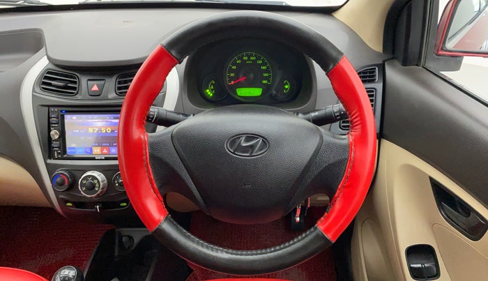 2016 Hyundai Eon ERA PLUS, Petrol, Manual, 61,474 km, Steering Wheel Close Up