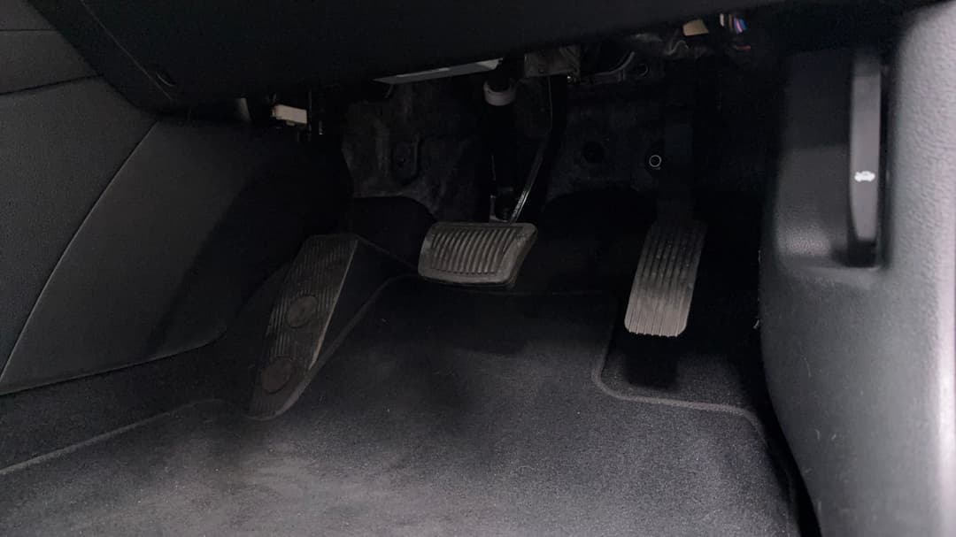 2024 Kia Cerato Sport, Automatic, 9654 km, Pedals and Footmat
