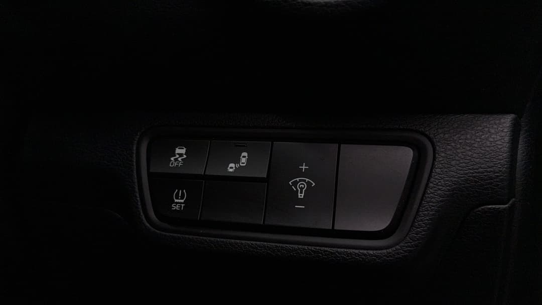 2024 Kia Cerato Sport, Automatic, 9654 km, Utility Switches/Buttons