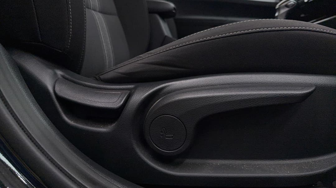 2024 Kia Cerato Sport, Automatic, 9654 km, Drivers Side Adjustment Panel