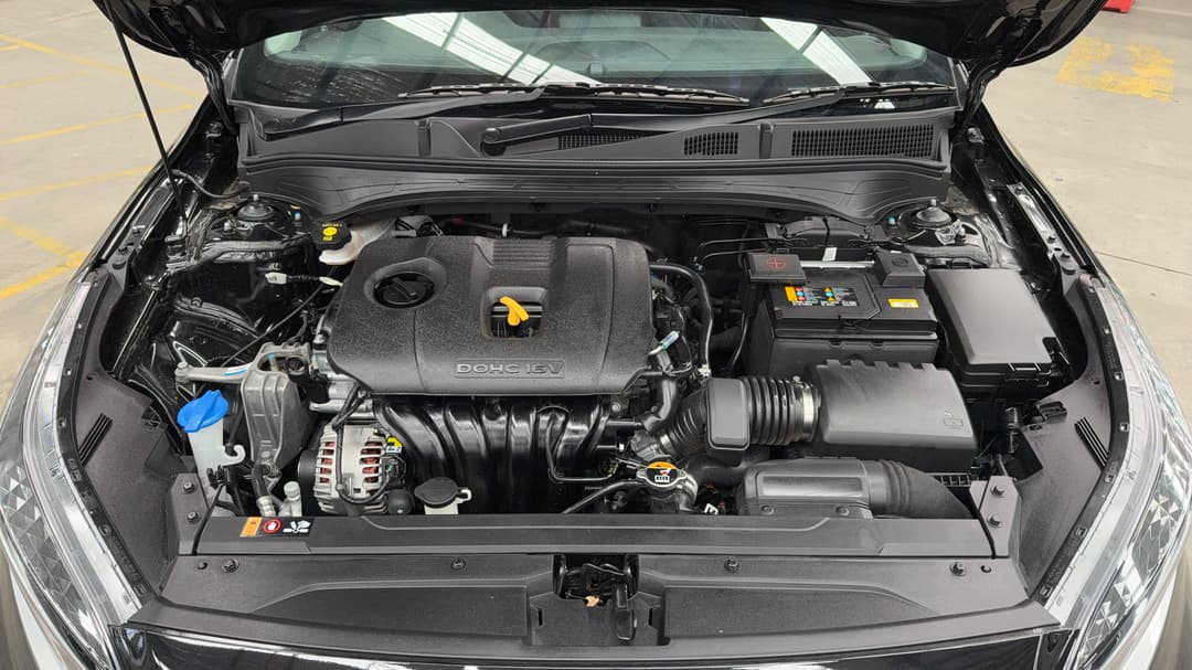 2024 Kia Cerato Sport, Automatic, 9654 km, Open Bonnet (Engine)