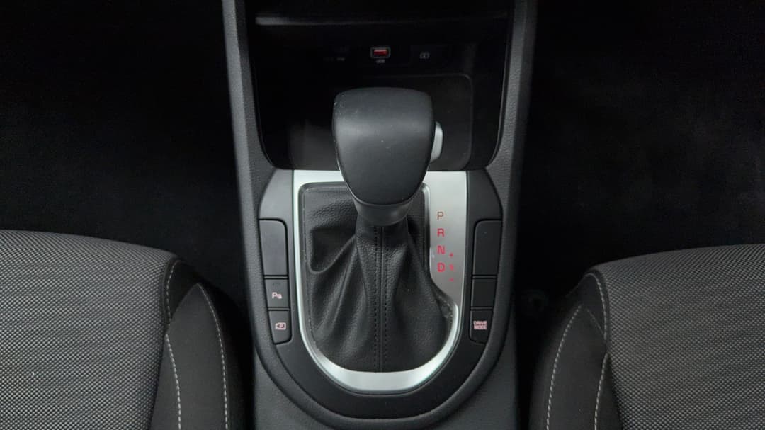 2024 Kia Cerato Sport, Automatic, 9654 km, Gear Lever 