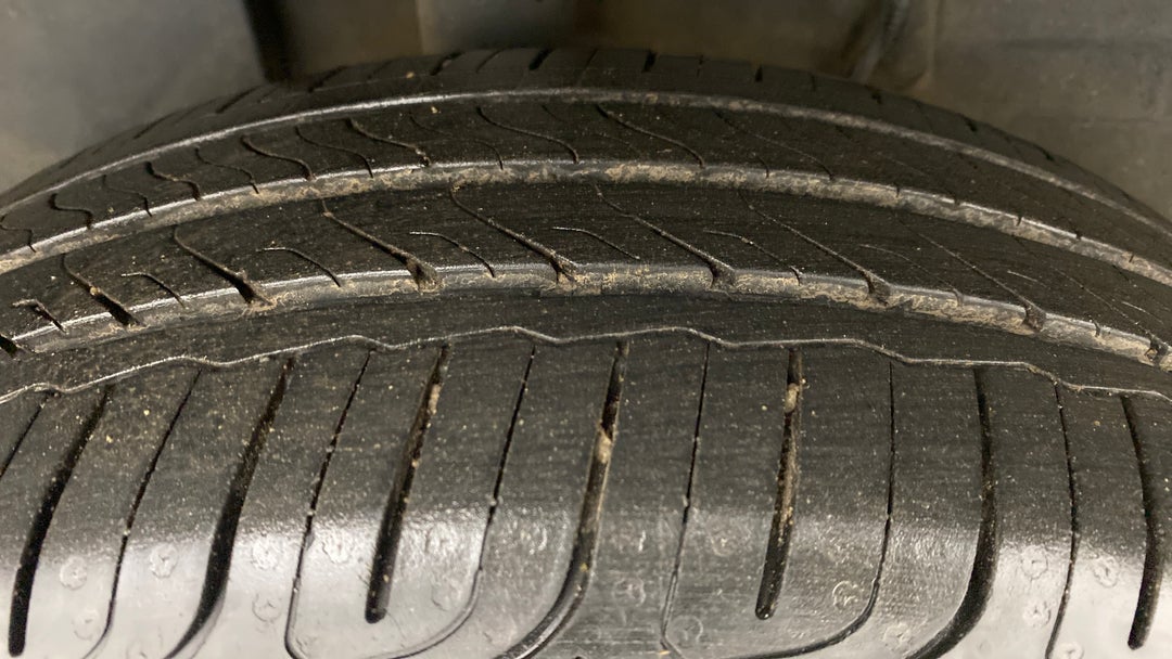 Right Rear Tyre Tread