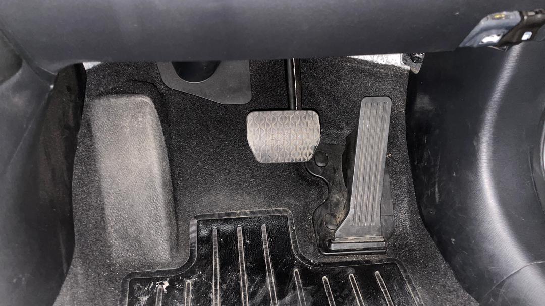 2024 Mazda CX-3 G20 Pure, Automatic, 51507 km, Pedals and Footmat