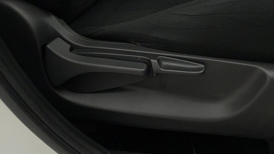 2023 Mitsubishi Eclipse Cross Es (2WD), Automatic, 52347 km, Drivers Side Adjustment Panel