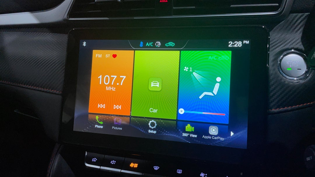 2021 MG Zst Core, Automatic, 18266 km, Infotainment System