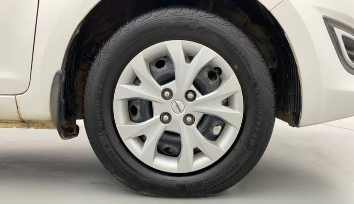 2013 Hyundai i20 MAGNA O 1.4 CRDI, Diesel, Manual, 1,09,269 km, Right Front Wheel