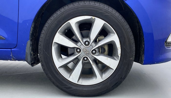 2015 Hyundai Elite i20 SPORTZ (O) 1.2, Petrol, Manual, 33,910 km, Right Front Wheel