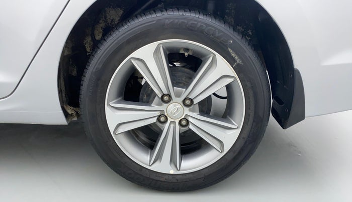 2018 Hyundai Verna 1.6 SX VTVT AT (O), Petrol, Automatic, 22,717 km, Left Rear Wheel