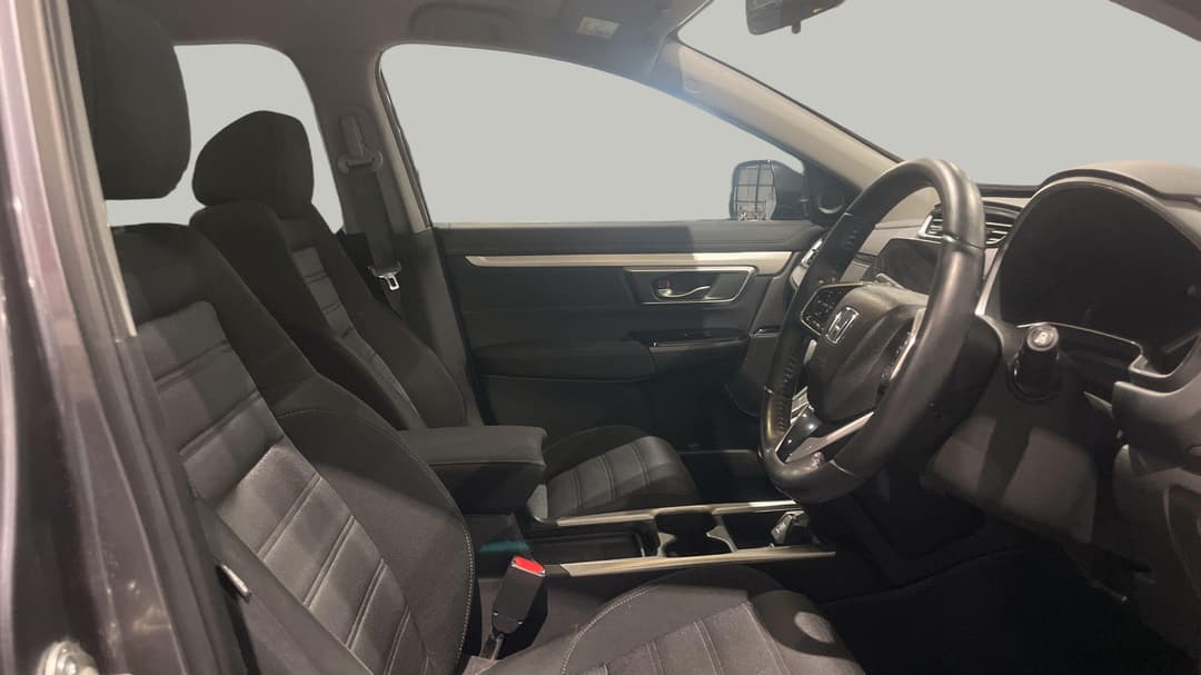2019 Honda CR-V Vti-s (2WD), Automatic, 101539 km, Right Side Front Door Cabin View