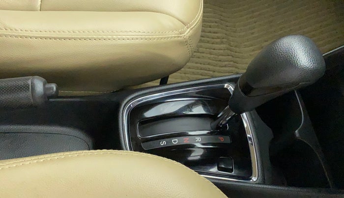 2021 Honda Amaze 1.2L I-VTEC V CVT, Petrol, Automatic, 17,805 km, Gear Lever