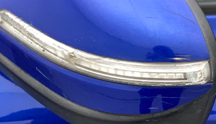 2015 Hyundai Elite i20 SPORTZ 1.2, Petrol, Manual, 1,12,665 km, Left rear-view mirror - Indicator light has minor damage