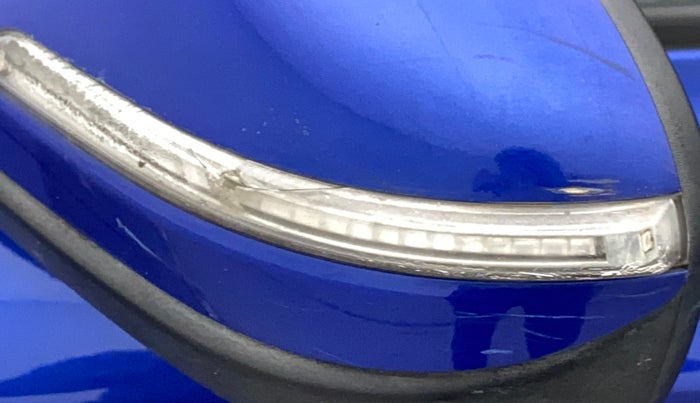 2015 Hyundai Elite i20 SPORTZ 1.2, Petrol, Manual, 1,12,717 km, Left rear-view mirror - Indicator light has minor damage