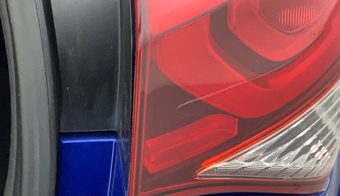 2015 Hyundai Elite i20 SPORTZ 1.2, Petrol, Manual, 1,12,665 km, Right tail light - Minor scratches