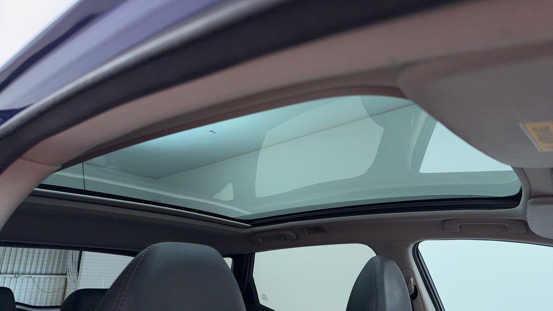 Interior Sunroof/Moonroof
