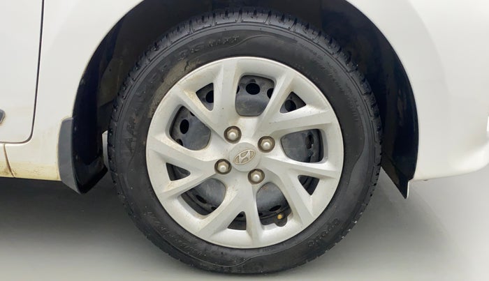 2019 Hyundai Grand i10 MAGNA 1.2 VTVT, Petrol, Manual, 18,550 km, Right Front Wheel