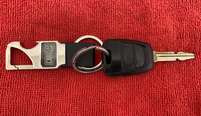 2019 Hyundai Grand i10 MAGNA 1.2 VTVT, Petrol, Manual, 18,550 km, Key Close Up