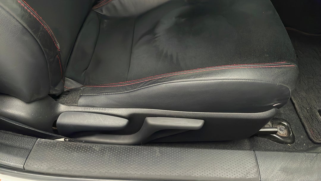 2014 Toyota 86 Gts, Manual, 142499 km, Drivers Side Adjustment Panel