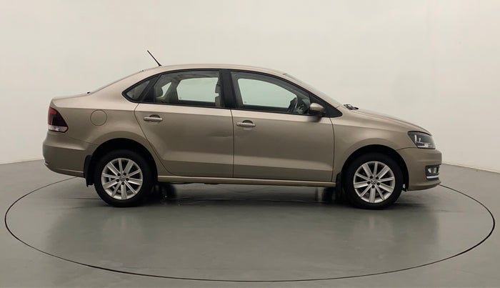 2016 Volkswagen Vento HIGHLINE PLUS 1.2 AT 16 ALLOY, Petrol, Automatic, 42,533 km, Right Side