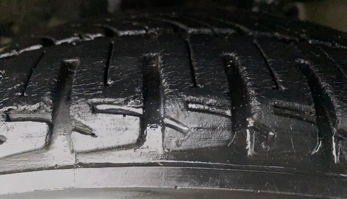 2015 Honda City 1.5L I-VTEC SV, Petrol, Manual, 66,083 km, Left Front Tyre Tread