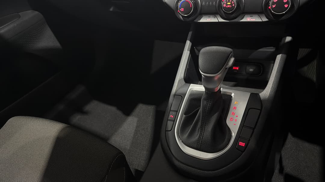 2023 Kia Cerato S, Automatic, 46383 km, Gear Lever 