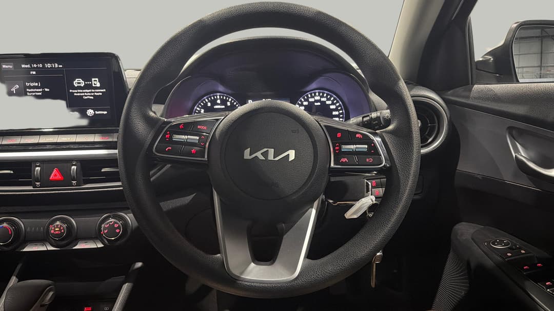 2023 Kia Cerato S, Automatic, 46383 km, Steering Wheel Close-up